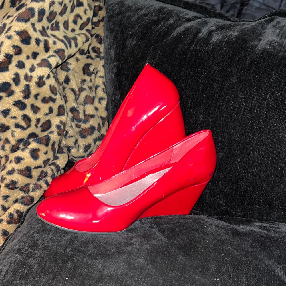 Chic Red Wedge Heels
